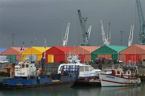 photo du port de peche de la rochelle