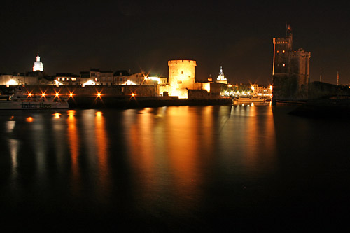 photographie des tours de la rochelle